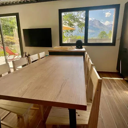 Semesterbostad L'eterle, Maison De Montagne