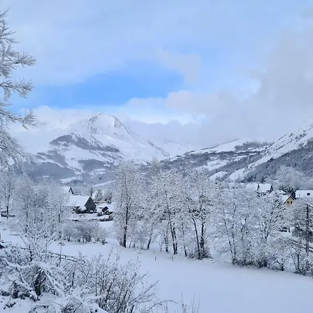 Сasa de vacaciones L’éterle, Maison De Montagne Aucun