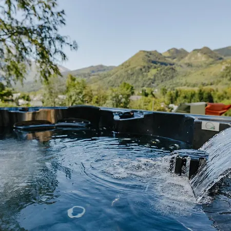 Semesterbostad L'eterle, Maison De Montagne *