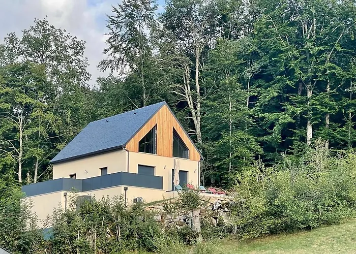 Semesterbostad L'eterle, Maison De Montagne